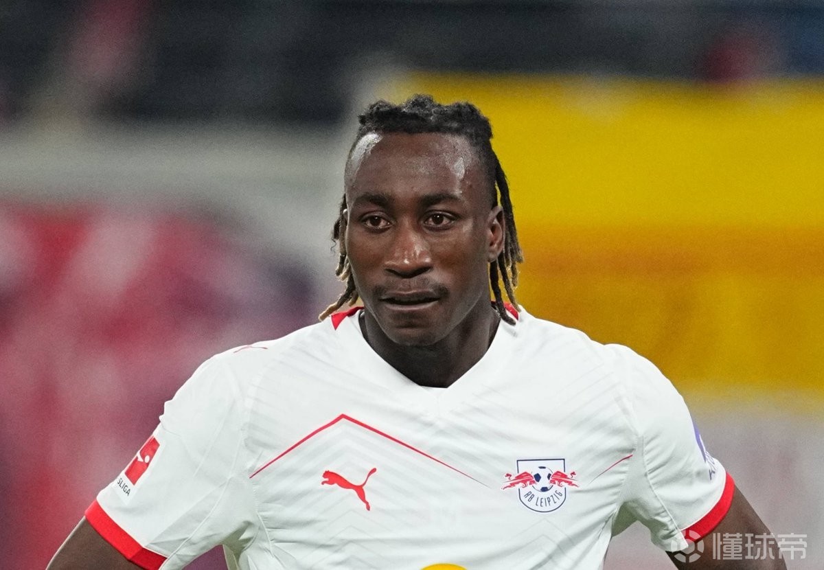 邮报：19岁扬-迪奥曼德身价达1亿欧，曼联利物浦拜仁竞相考察