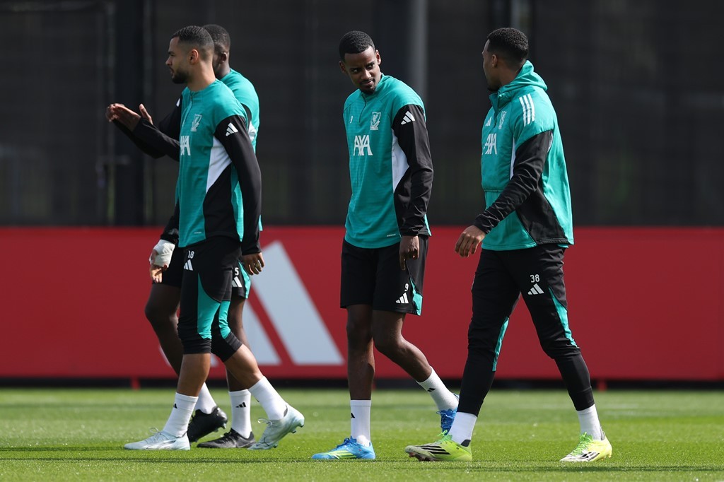 天空：伊萨克今日参加合练，客战巴黎他将入选利物浦大名单